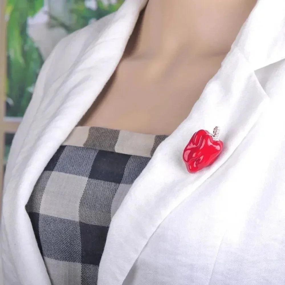 VQ Bell Pepper Brooch